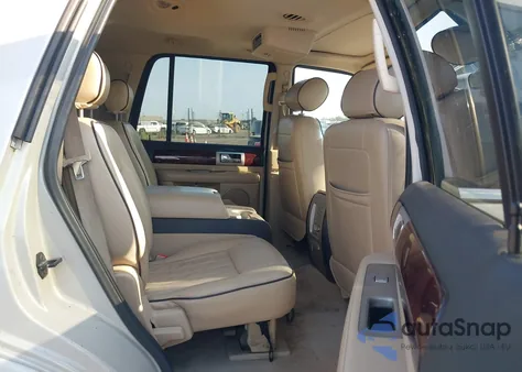 2006 Lincoln Navigator Luxury/Ultimate from USA, damaged, VIN 5LMFU27556LJ16290